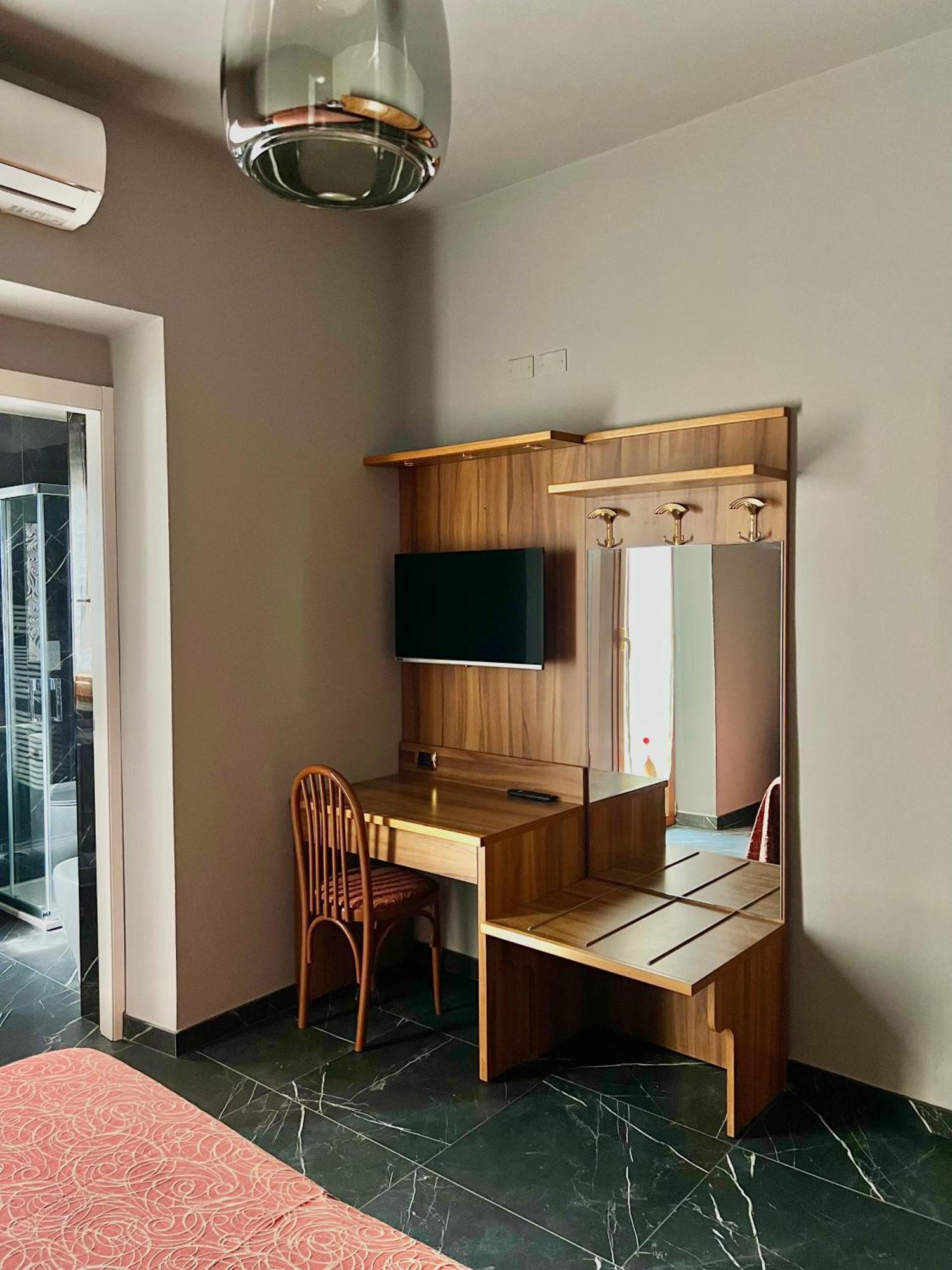 Hotel Residence Paradiso Moneglia Ngoại thất bức ảnh