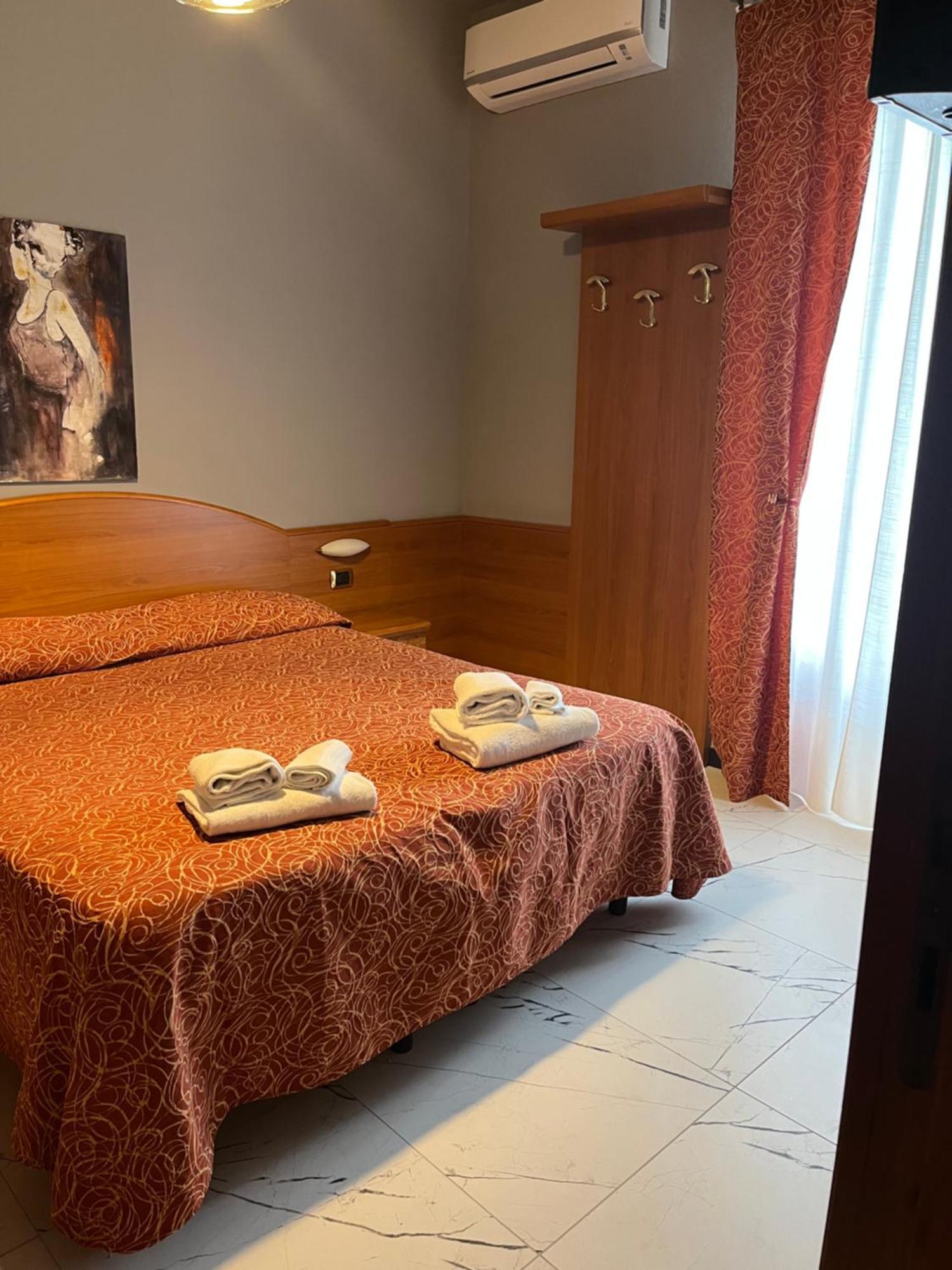 Hotel Residence Paradiso Moneglia Ngoại thất bức ảnh