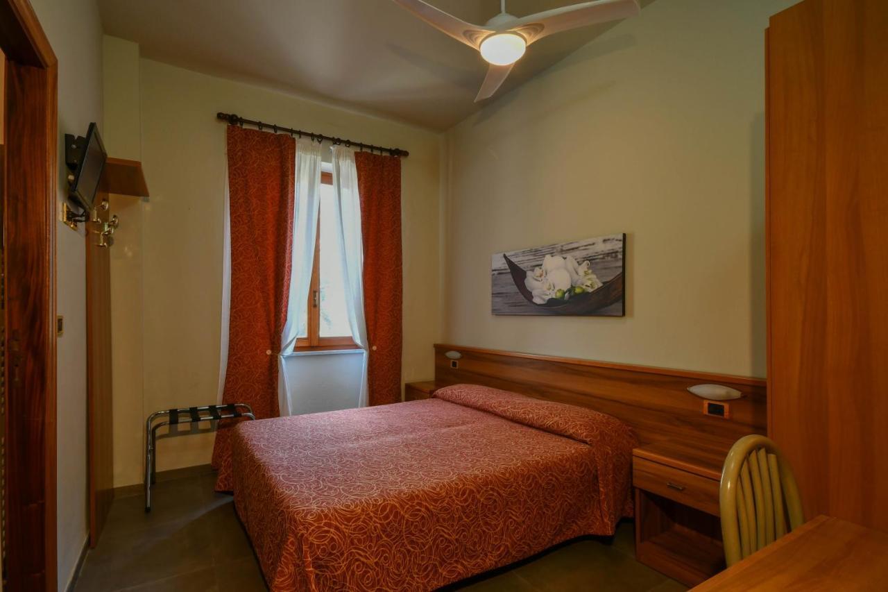 Hotel Residence Paradiso Moneglia Phòng bức ảnh